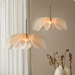 lampe suspendue moderne feuilles ouvertes blanc cassé chaîne métallique encastrée lumière neutreversible