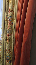 rideaux floral brodés velours beige rose classiques rubans dorés translucides 200x250cm