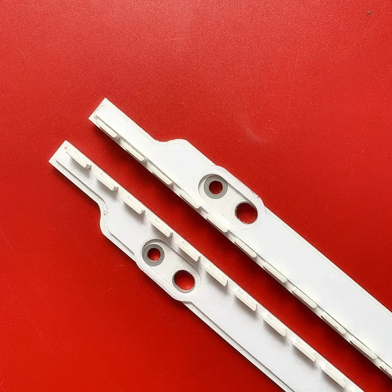 ruban led blanc lisse moderne connecteur 60 leds 572mm 3v tension
