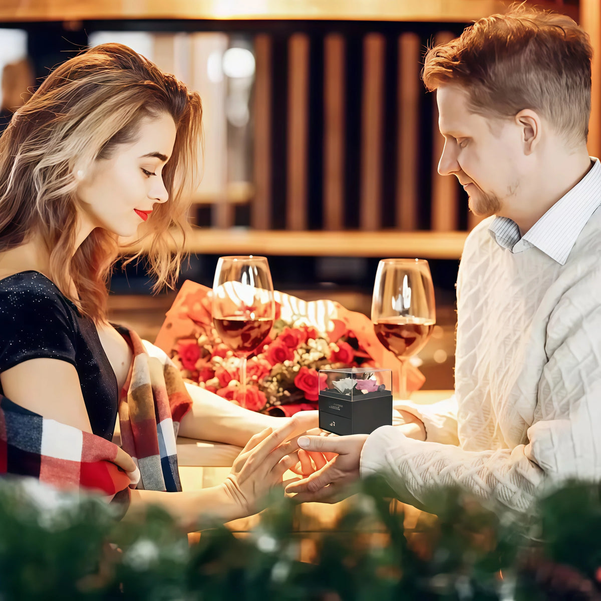 rose préservée coffret transparent tiroir collier sac cadeau rouge noir romantique élégant anniversaire valentin