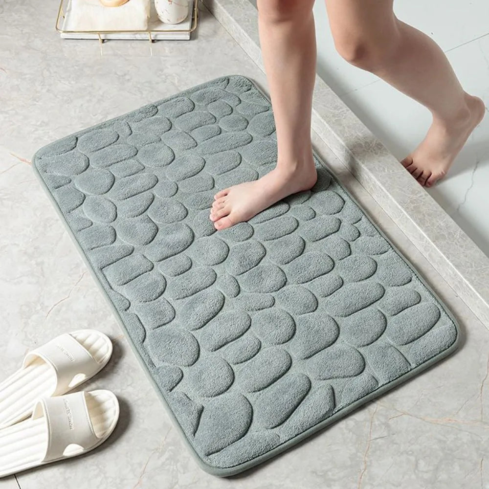 tapis bain moderne gris bleu rose blanc marron texture cailloux antidérapant absorption eauversible salle