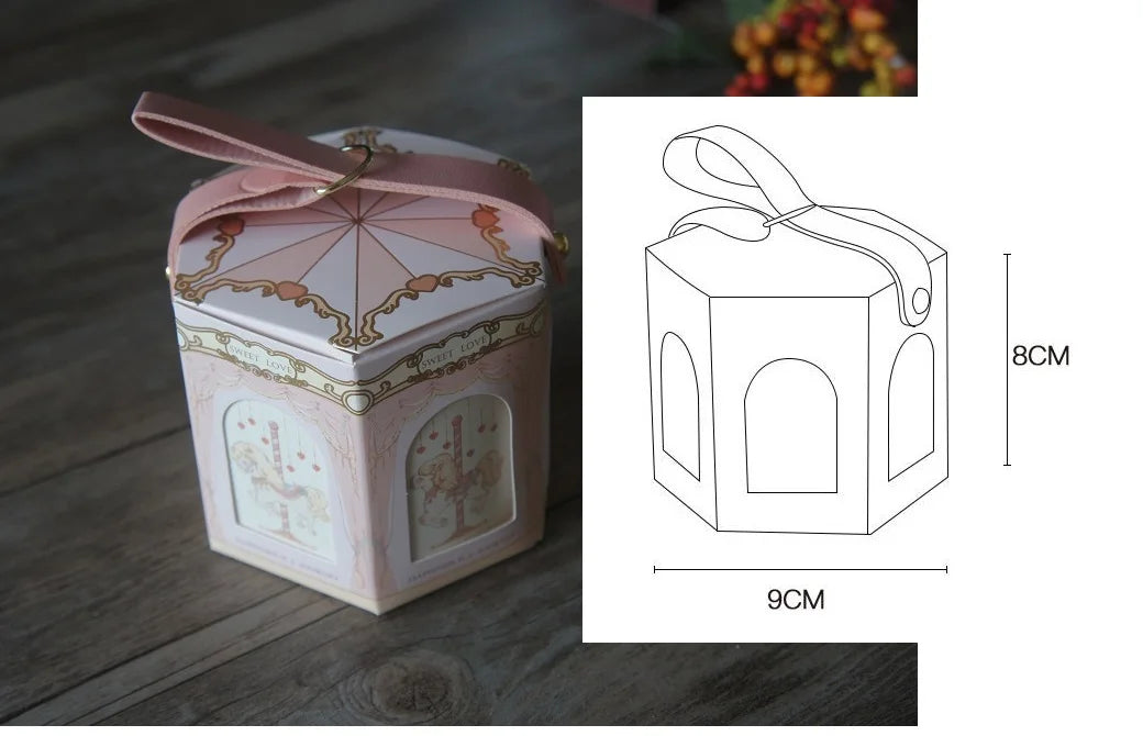 boîtes cadeau hexagonales chevaux carrousel bleu rose rouge occasion fête vintage romantique boucle métallique