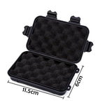 boîte rangement pratique robuste noire orange beige motifs géométriques contenant trousse secours lampe couteau