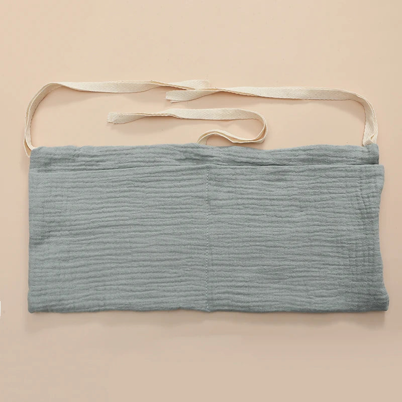 sac rangement lit bébé coton coeurs dorés gris simple double poche fixation ruban