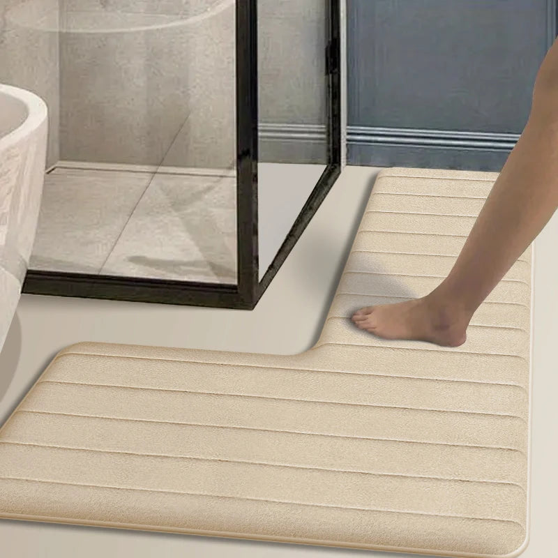 tapis bain gris motif fleurs noires texture moelleuse moderne absorbant