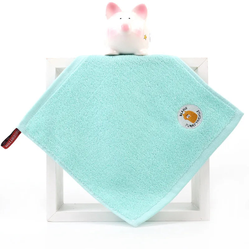 serviettes coton brodées animées enfants moderne bleu orange vert clips