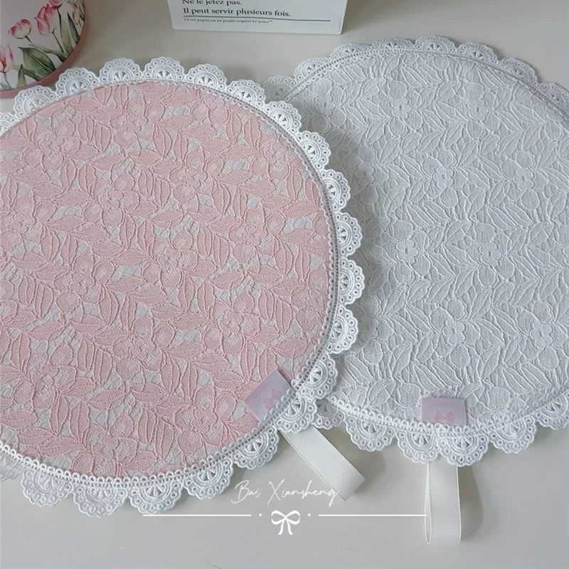 serviettes table dentelle rose clair blanc beige marron violet classiques opaques
