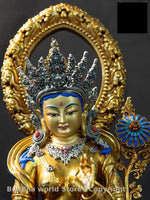 statue bouddhiste or bleu argent rouge motifs floraux complexe tibetain halo doré couronne sceptre