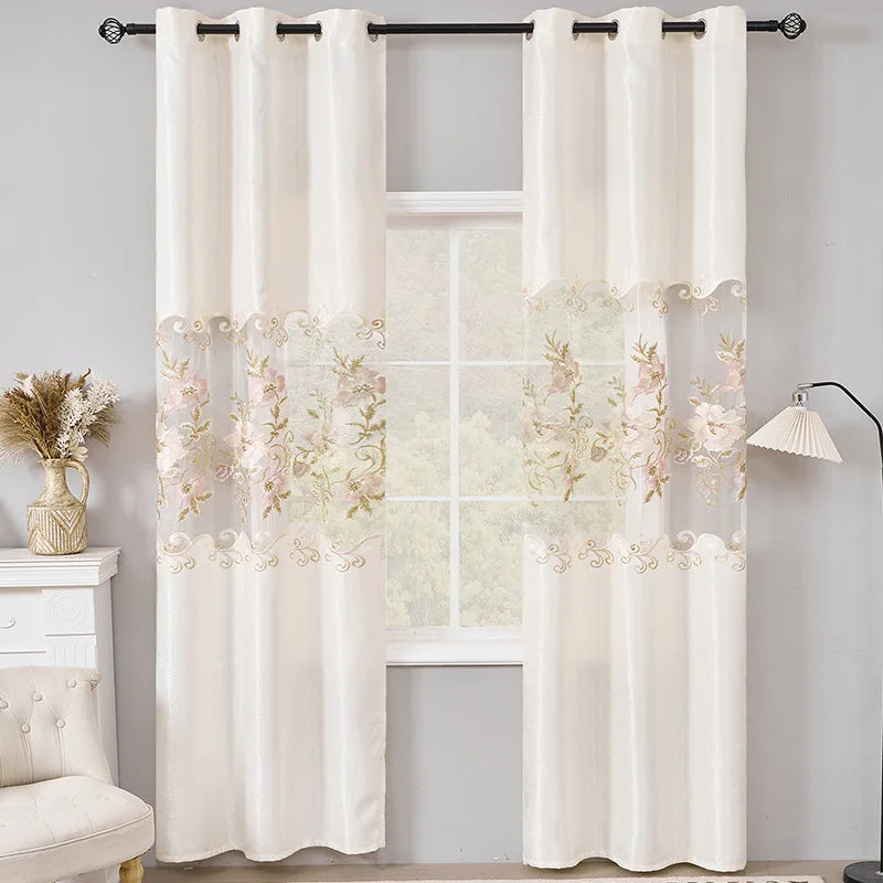 rideau blanc brodé fleur doré rose pâle classique romantique fenêtre