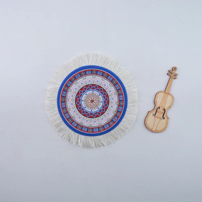 serviettes table multicolores mandala franges blanches ethnique boho chic violon miniature bois