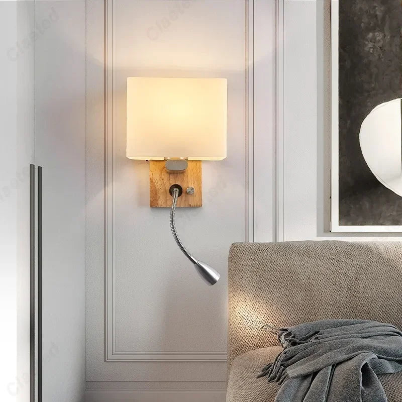 applique murale bois blanc lampe lecture chambre moderne abat jour tissu blanc moderne