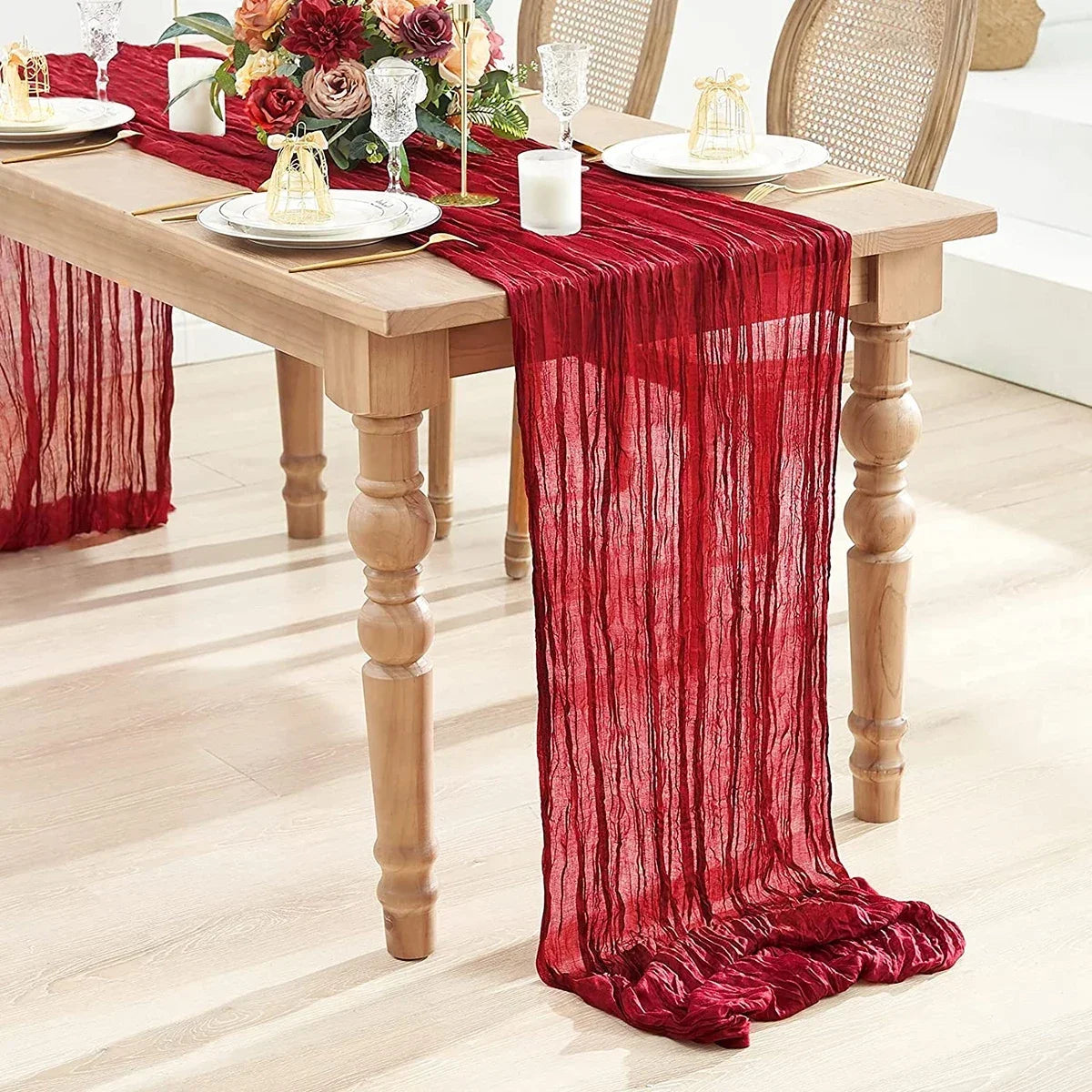 chemin table décoratif plissé effet gaze couleur beige décoration table manger maison