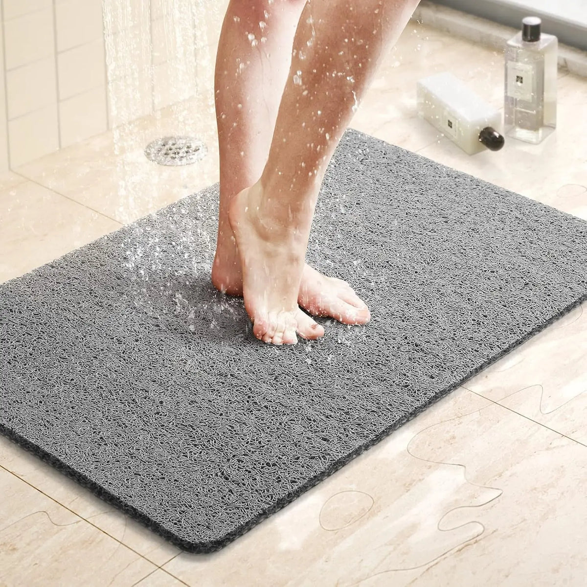 tapis bain anti dérapant gris beige texture micro poreuse séchage rapide moderne confortable salle