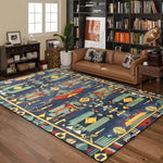 Un tapis multicolore avec un motif géométrique abstrait dans des tons bleus, jaunes et rouges, qui met en valeur le mobilier et la décoration de cette pièce moderne et cosy.
