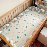 coussin sécurité lit bébé rose clair nuages lunes étoiles moderne tringle tissu doux