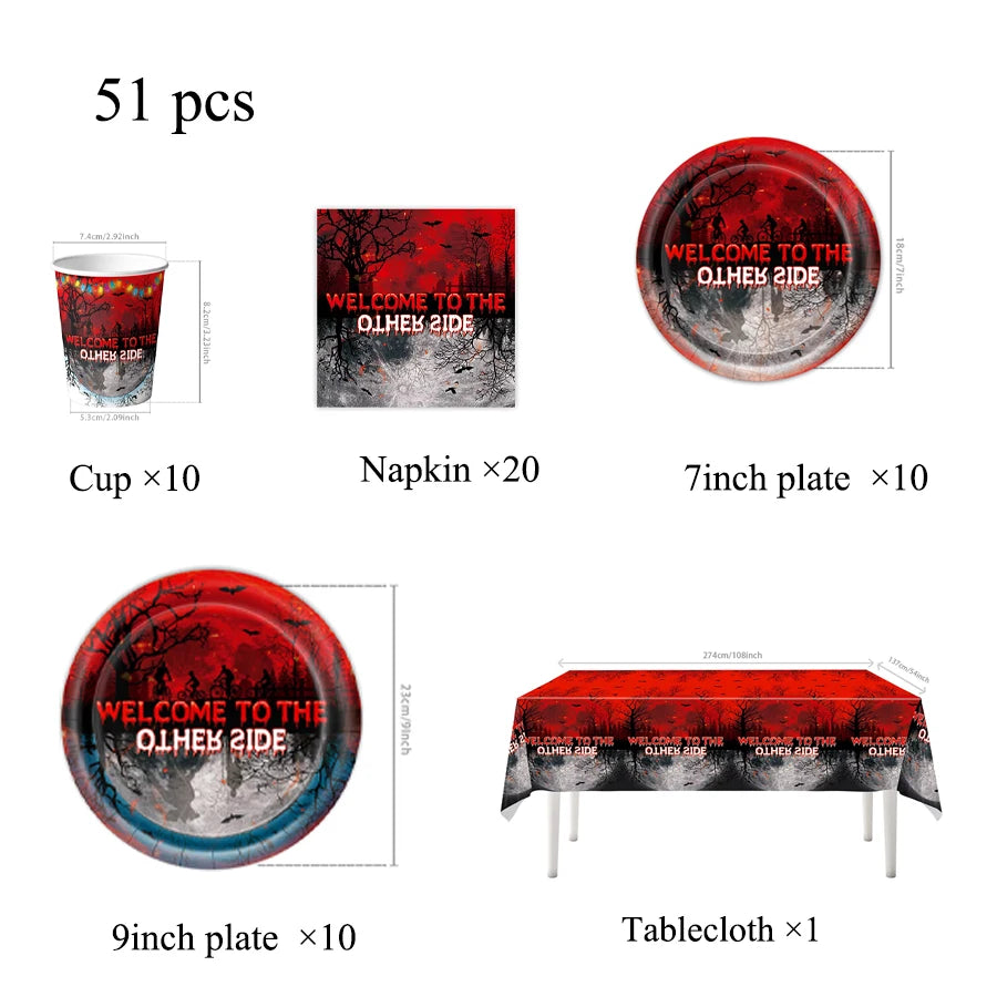 décoration fête thème halloween arbre nu serviettes assiettes tasses bannières rouge noir