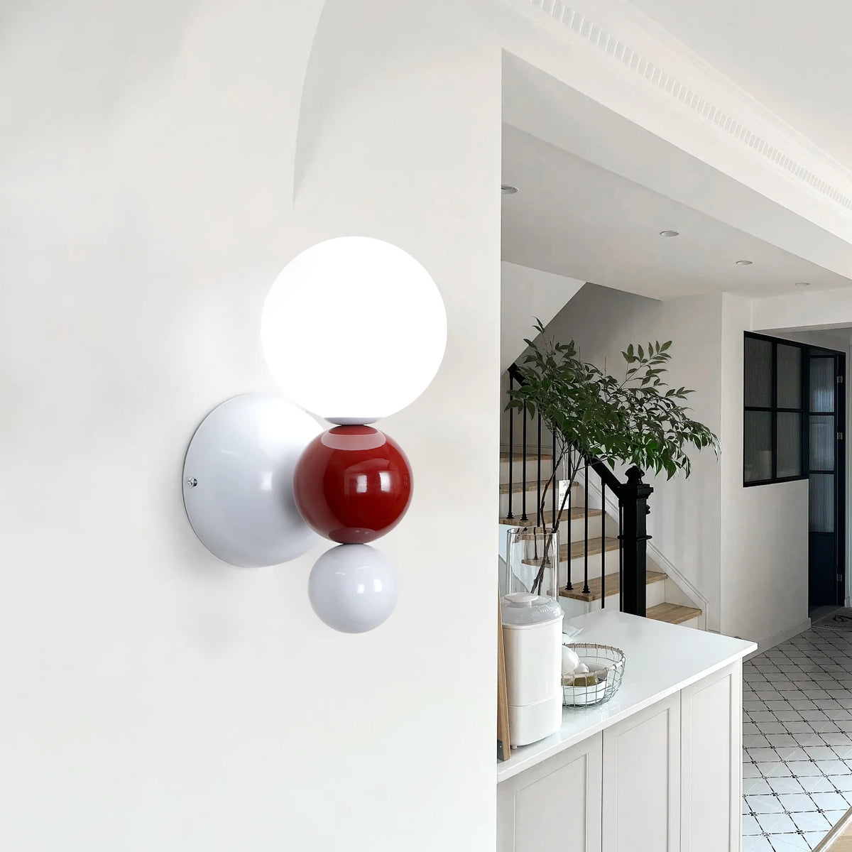 lampe murale moderne sphères rouge blanc vert adhésif métal plastique led chambre salon cuisine