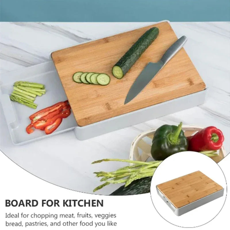 planches découper bois naturel classique couteau légumes concombre poivrons asperges