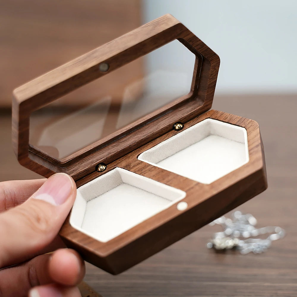 boîte bijoux bois marron intérieur blanc moderne vis anneau doré transparent 28g