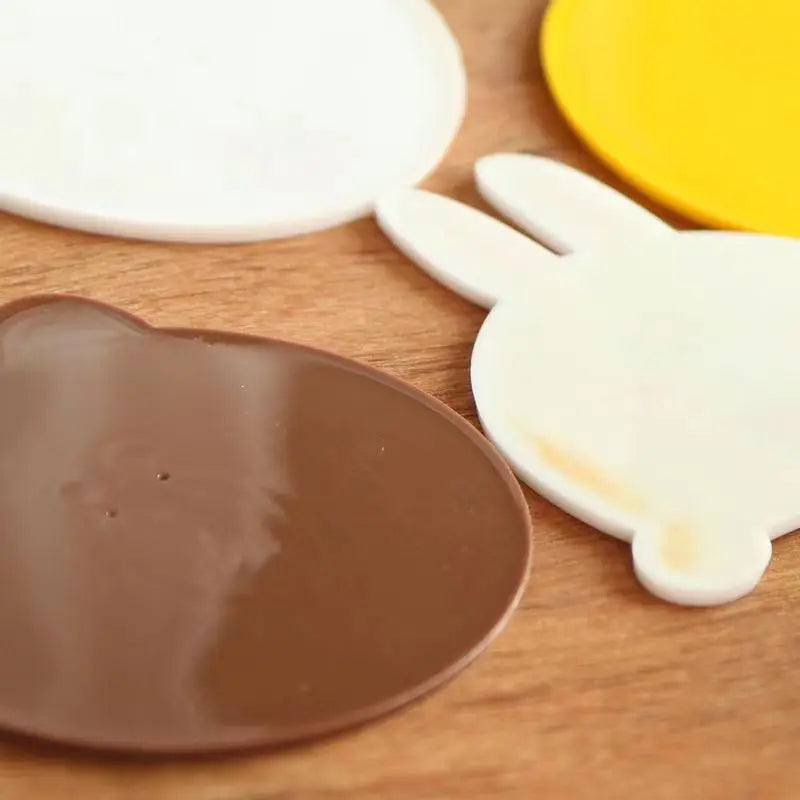 coasters silicones dessins animés personnages cartoona bears rabbits ducks mignons