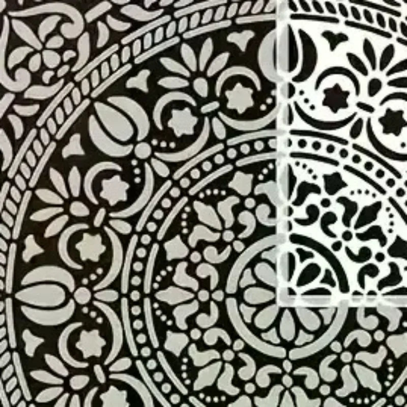 pochoirs mandala décoratifs motifs géométriques floraux blanc noir vert rouge doré bleu