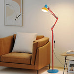 lampe sol moderne rouge bleu jaune blanc noir métal lisse industriel interrupteur flexible