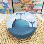 boîtes rondes métal fleurs vintage blanc beige macarons biscuits cadeaux préservation fraîcheur