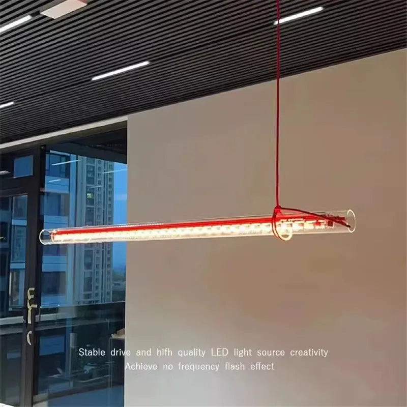 lampe led suspendue rouge transparent ligne droite moderne câble minimaliste chambre salon étude