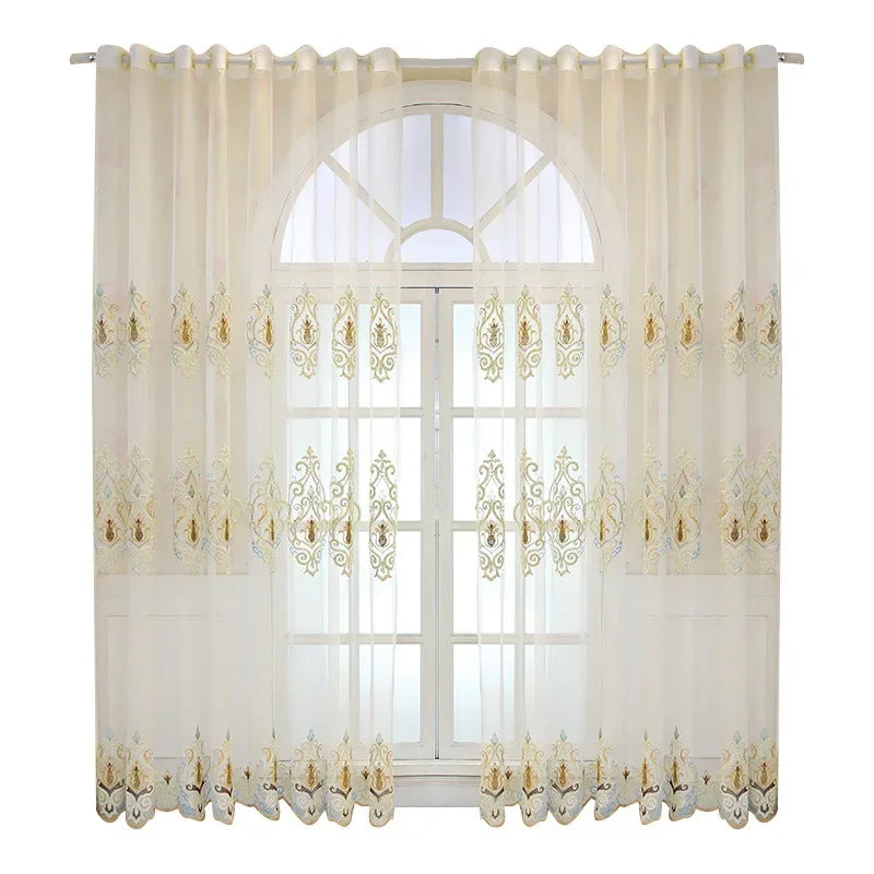 rideau classique beige broderie florale dorée élégant semi transparent salon chambre