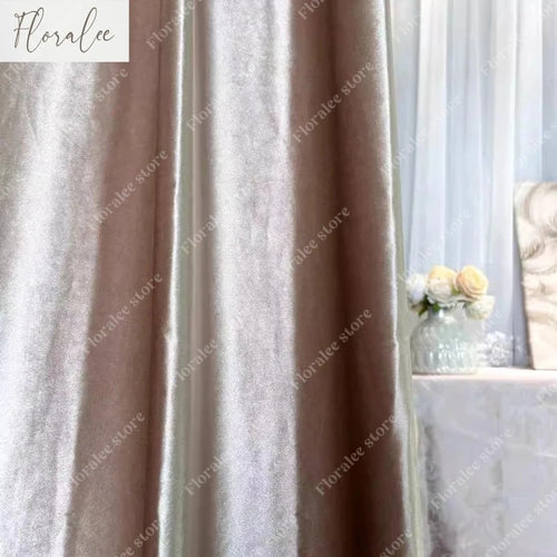 rideau occultant velours rose pâle uni brillant moderne salon chambre