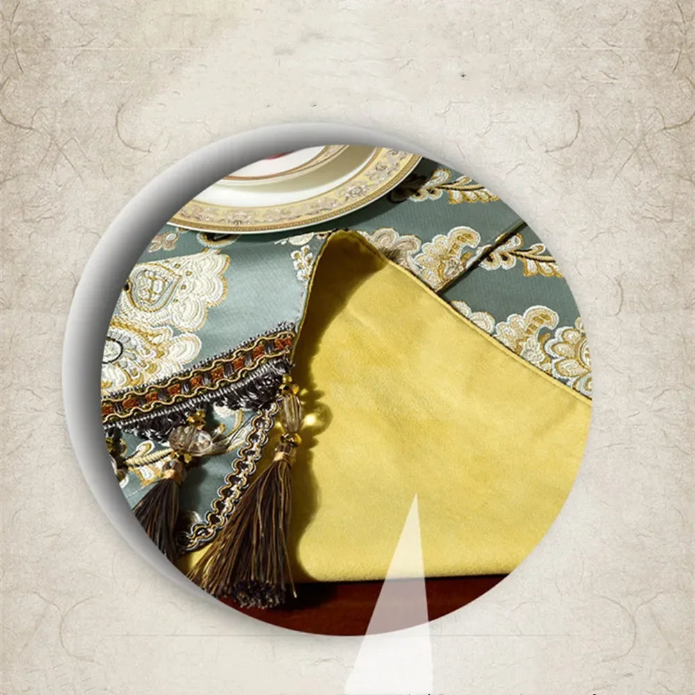 chemin table brodé floral vert beige or franges dorées classique maison polyester cotonjacquard