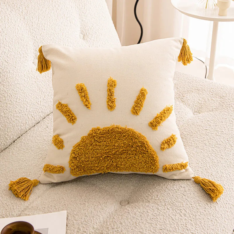 coussin décoratif nordique brodé motif géométrique beige moutarde orange brun boho chic