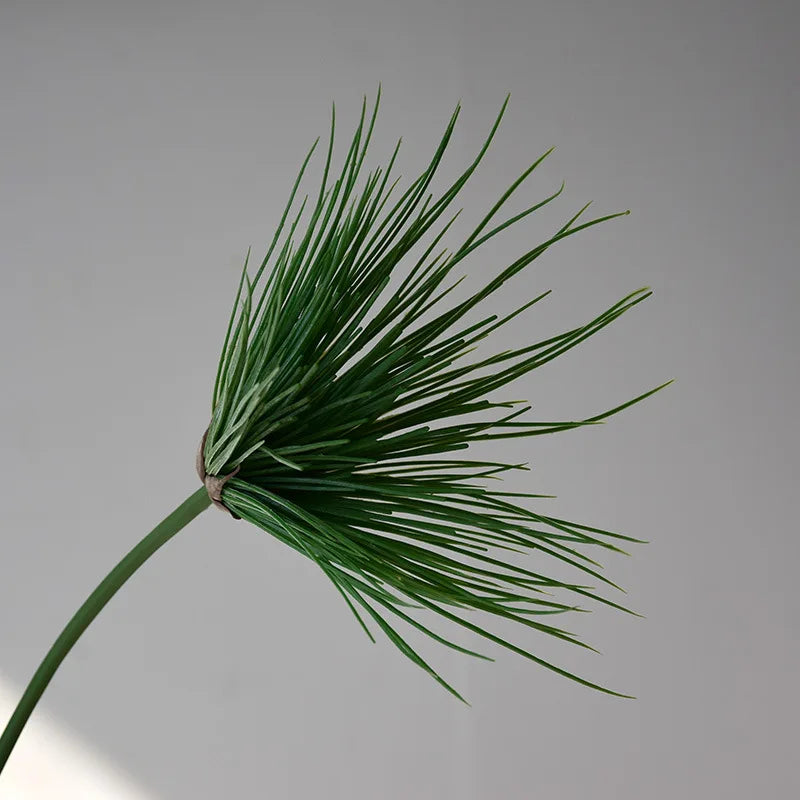 décoration intérieure plante artificielle verte feuilles pointues moderne branche plastique