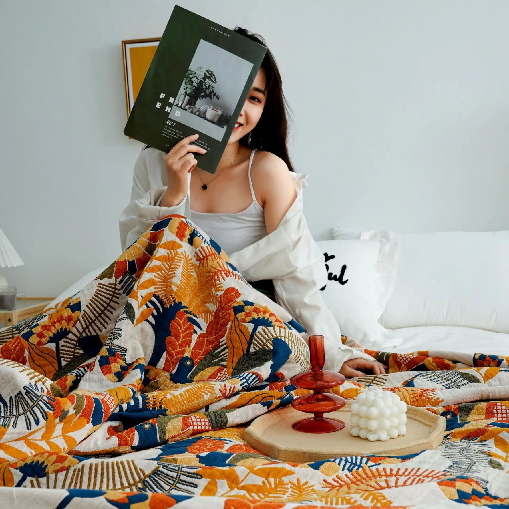 Housse de couette utilisée comme couverture légère sur canapé
