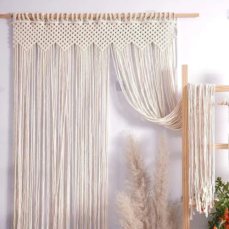 rideau macramé coton beige clair motif géométrique franges boho chic décoration intérieur séparation porte