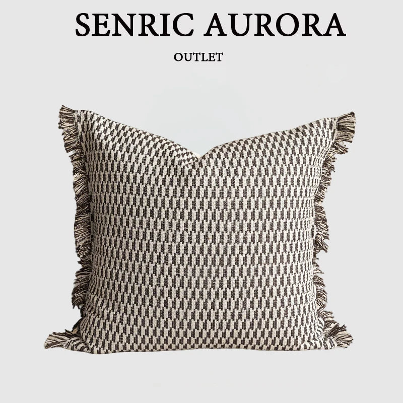 housse coussin carré moderne motif géométrique beige marron franges pompons polyester lit salon voiture