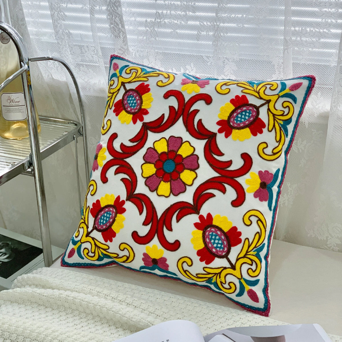 taies d'oreiller coton polyester ethnique floral brodées couleurs vives motifs géométriques coussins deco 45x45cm