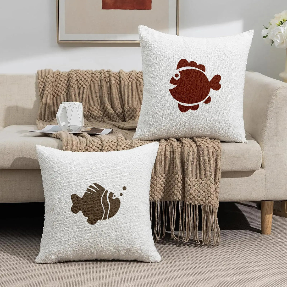 stencils poissons bleu blanc marron orange poissons stylisés motifs simples décoration artisanat meubles modernes