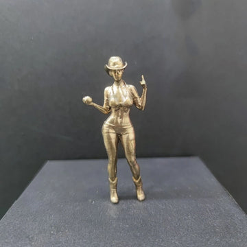figurine western cowgirl dorée chapeau bottes décoration collection miniature artisanal bronzé