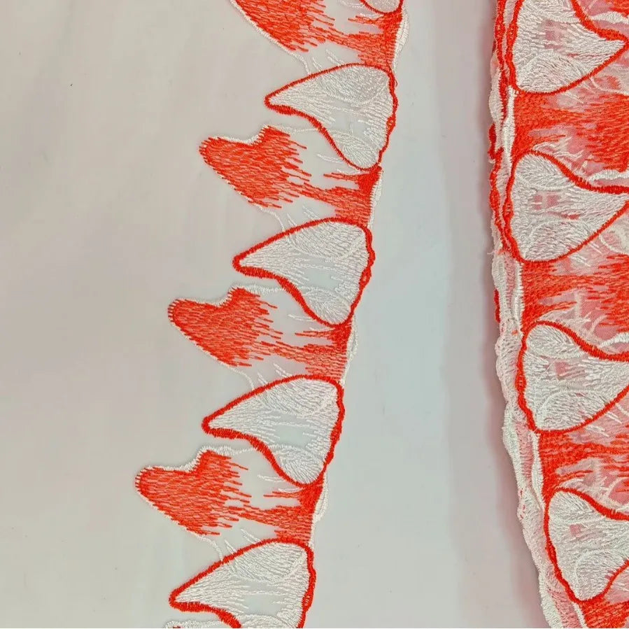 dentelle rose vif blanc orange motifs coeurs feuilles semi transparent