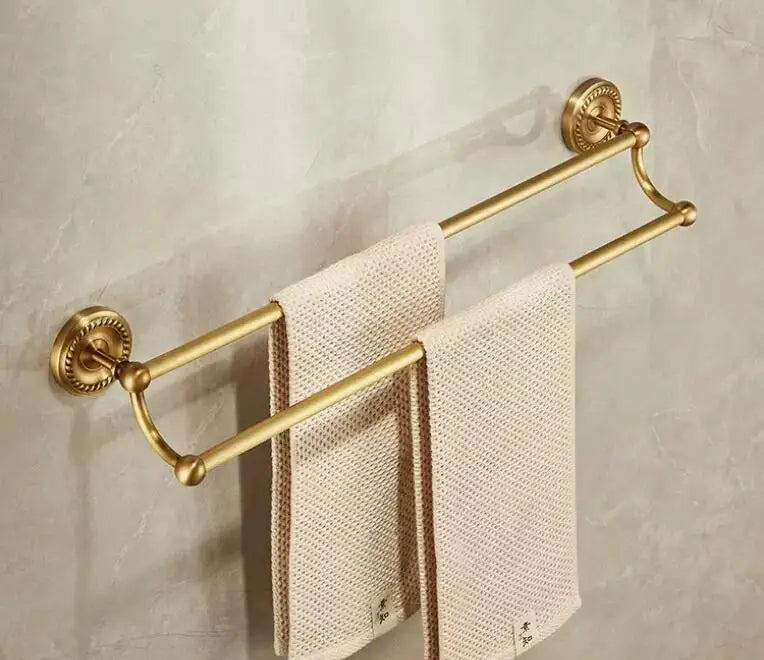 accessoires salle bain doré porte serviettes crochet classique finition antique fixations murales ensemble quincailleries