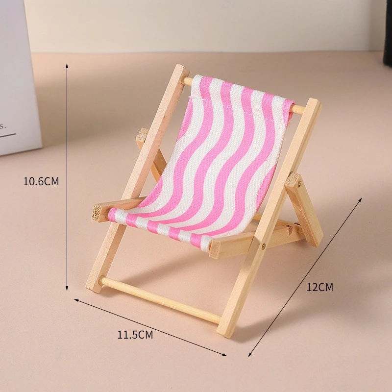 chaise pliante miniature accessoires poupée couleurs vives motifs citrons fraises moderne rayures horizontales