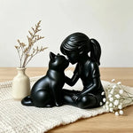 statuette fille chat blanc noir minimaliste moderne décoration salon apaisante tranquille