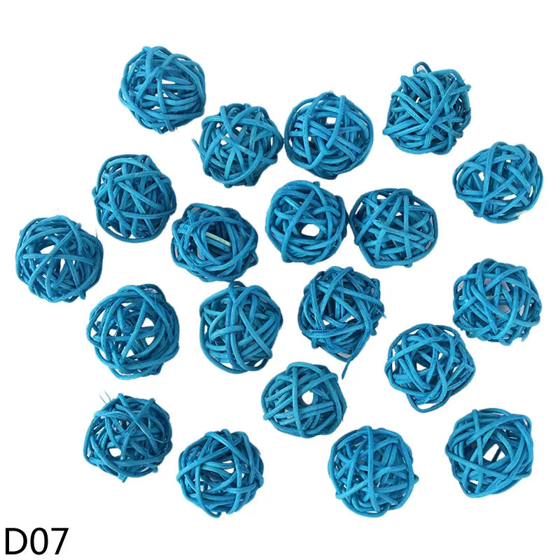 décoration intérieure boules rotin artificielles couleur rouge jaune vert rose blanc noir