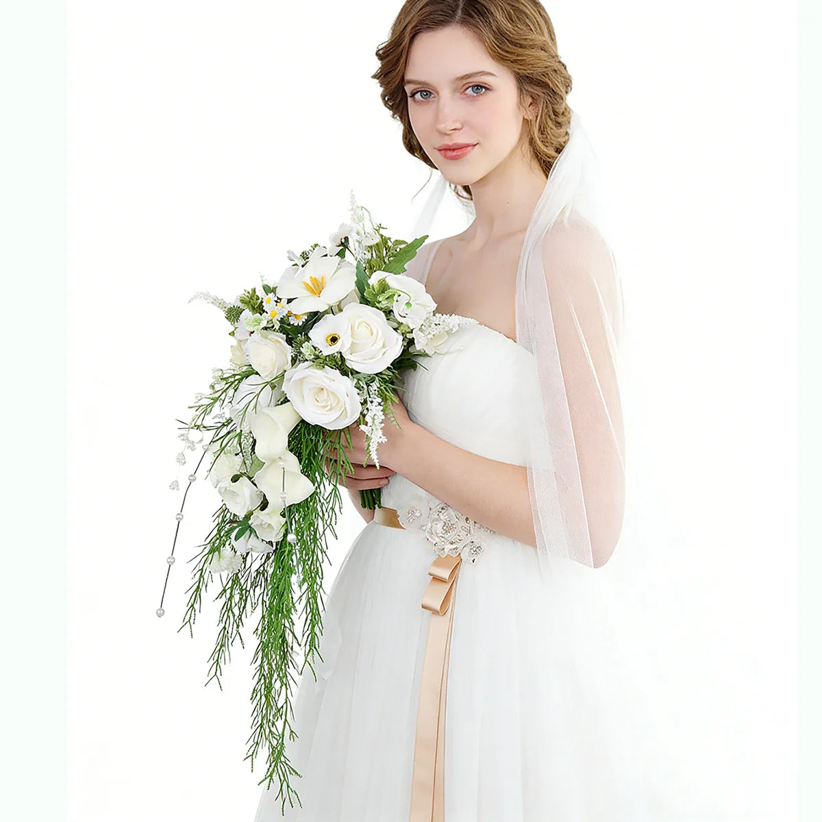 bouquets mariage fleurs artificielles cascade blanc rose violet bleu