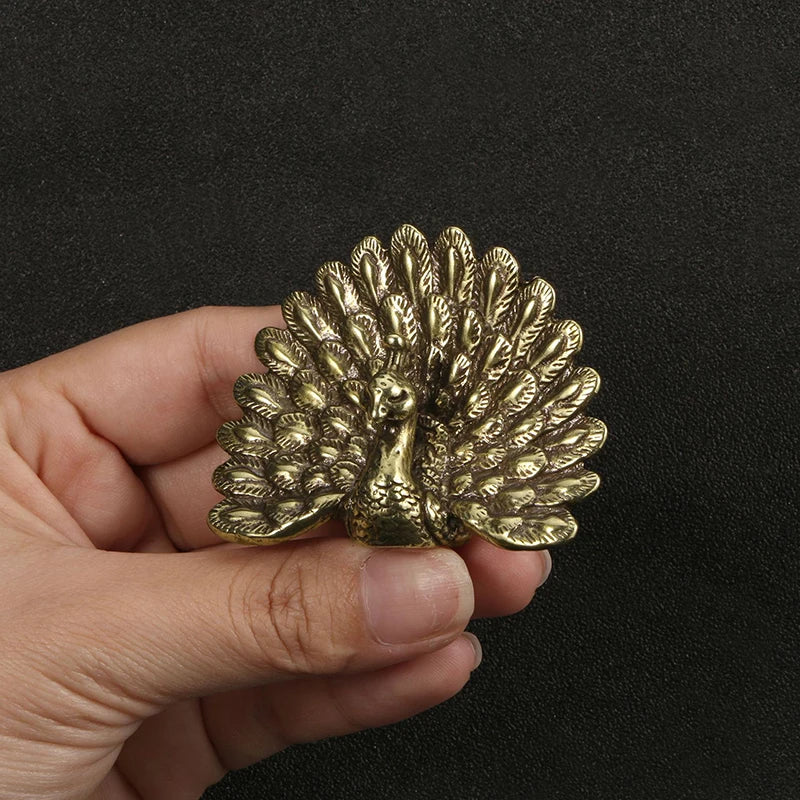 statuette paon métal doré bronze plumes texturées décoratif asiatique table maison erotique erotique erotique