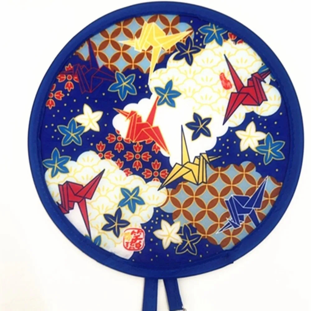 éventail pliant traditionnel japonais motif floral chaîne métallique bleu rose violet rouge blanc