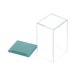 boîtes présentation transparentes moderne fond vert clair surface lisse empilables