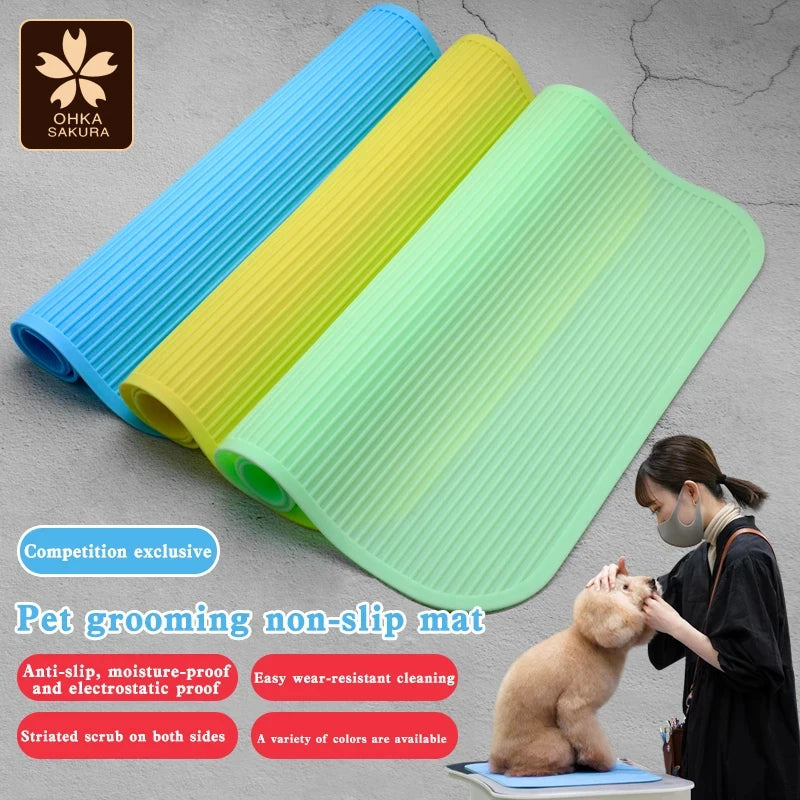 tapis antidérapant toilettage animaux couleur bleue verte jaune strié givré professionnel utilitaire
