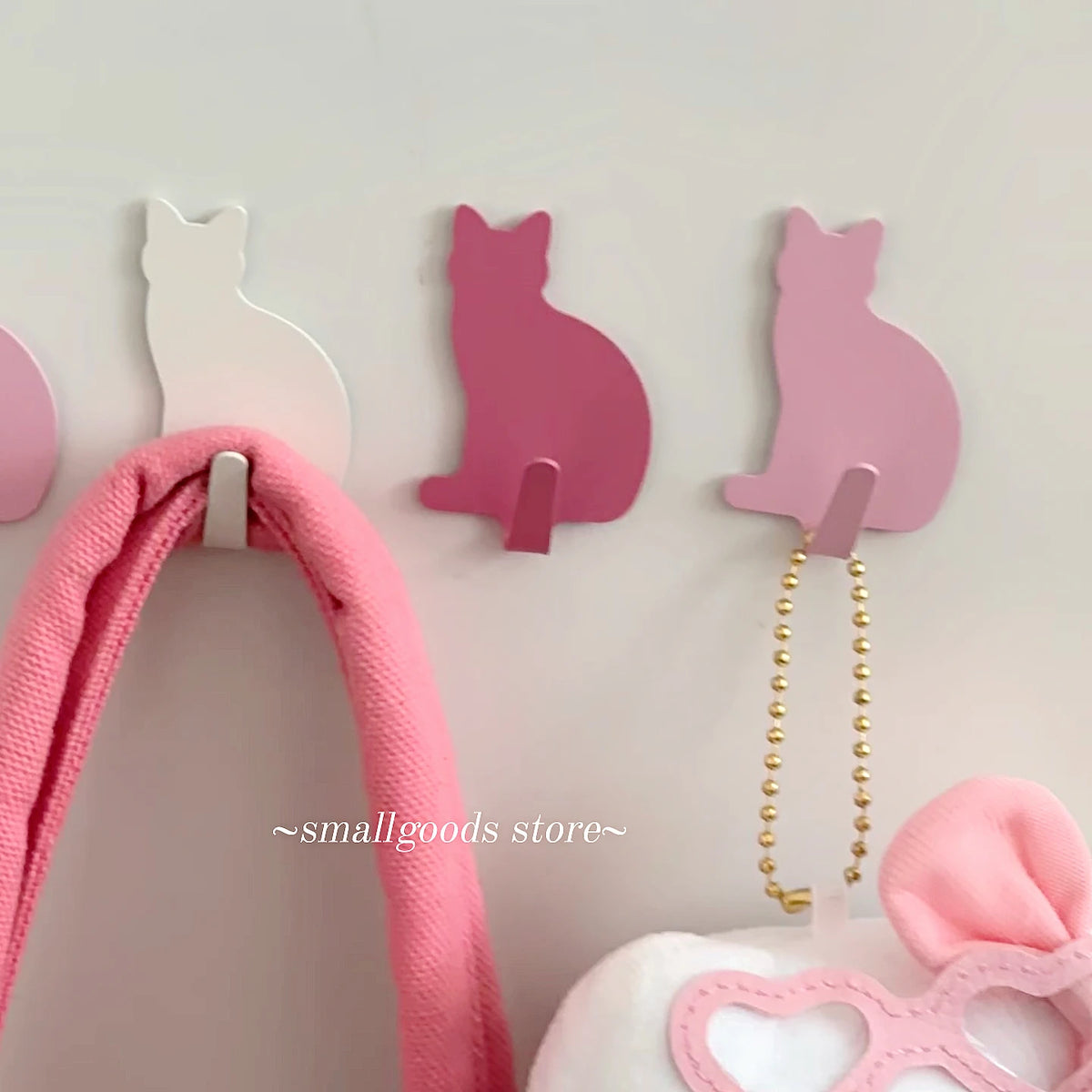 porte clés chat rose clair blanc silhouette simple minimaliste moderne auto adhésif muraux non